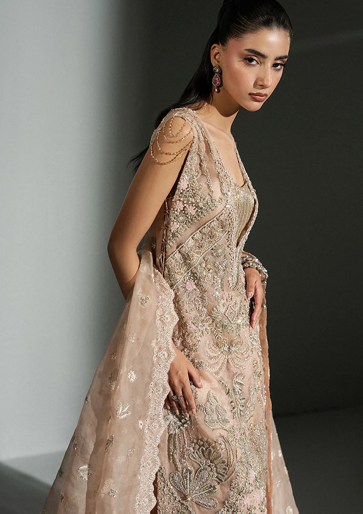 Khakaa Bridals & Formals Serie'26 KSBF-08 Otilia