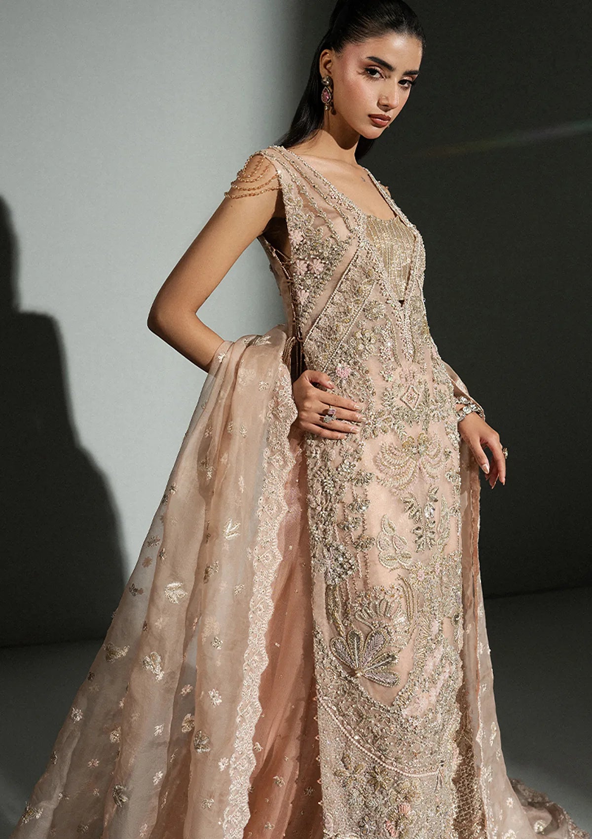 Khakaa Bridals & Formals Serie'26 KSBF-08 Otilia