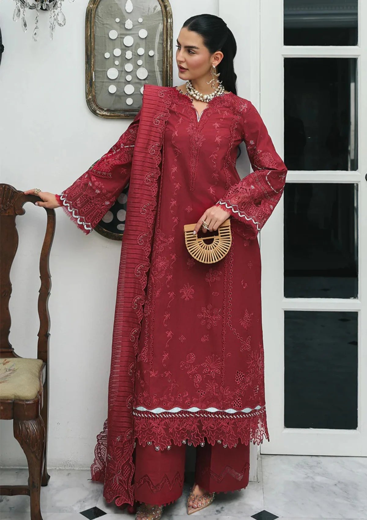 Qalamkar Qline Lawn Drop 1'26 RP-16 QISTAH