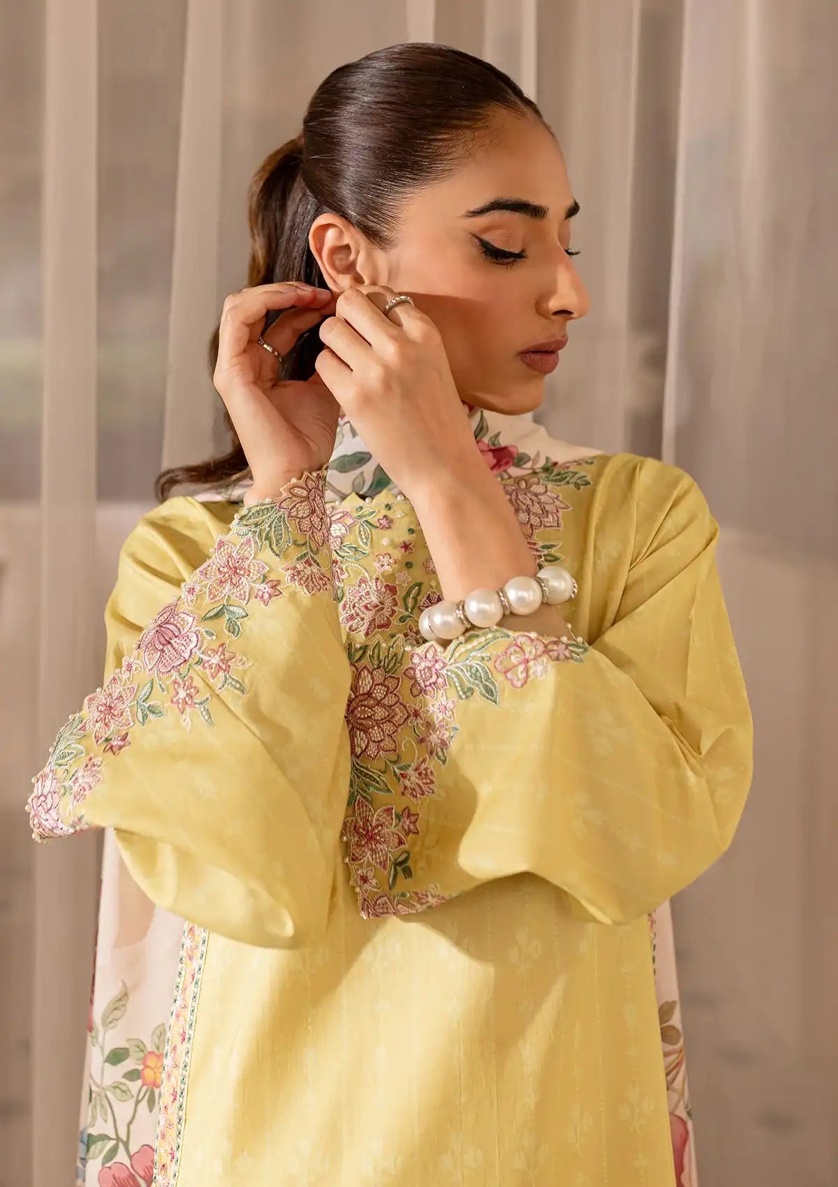 Farasha Seraya Emb Lawn'24 D-05 FERN - Mohsin Saeed Fabrics