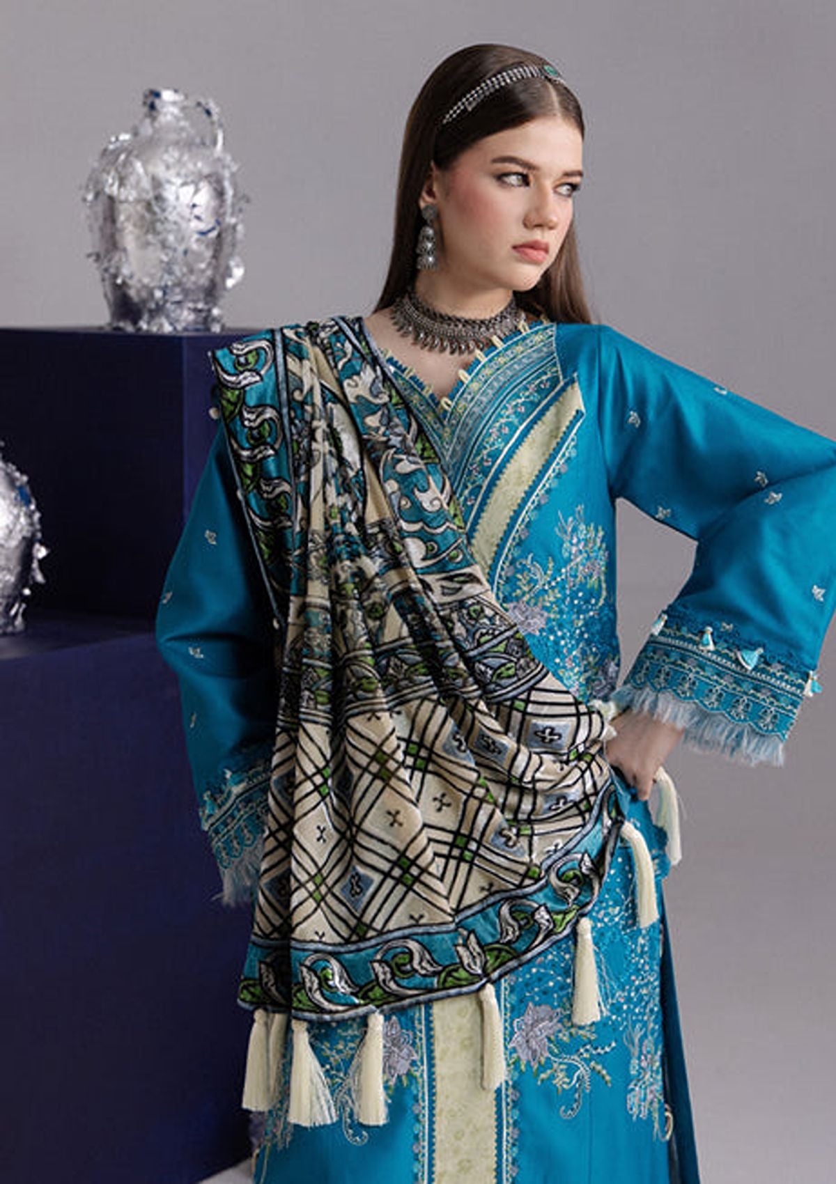 Parishay Panache Velvet'26 CHE-04