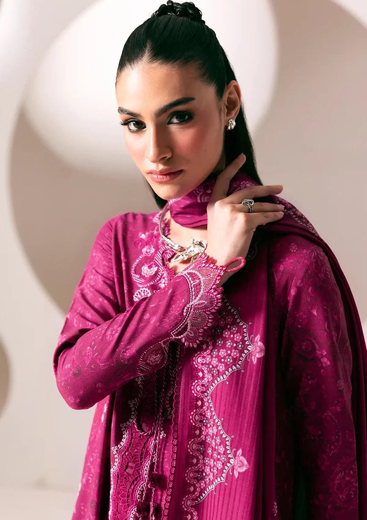 Qalamkar Qprints Linen'26 QPW-01 B Kaira