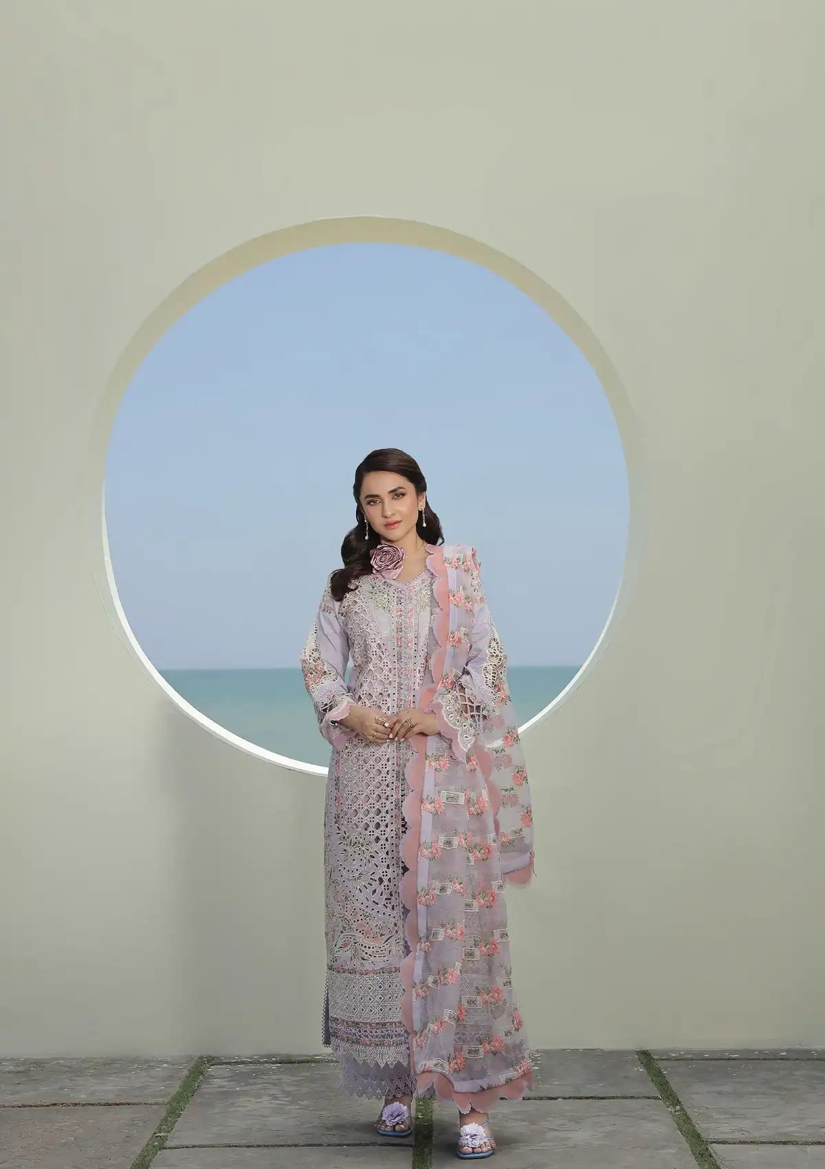 Maryam Hussain Luxury Lawn'24 D-04-FEROZ - Mohsin Saeed Fabrics