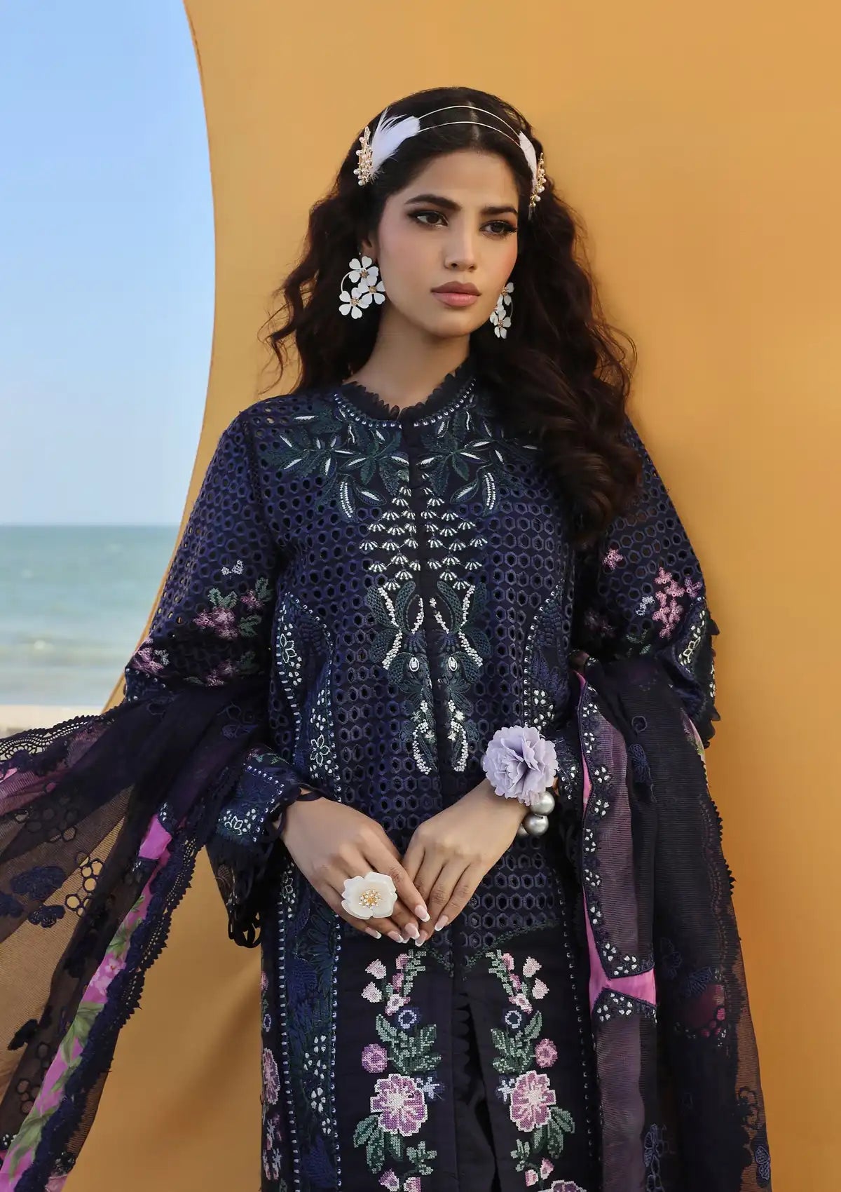 Maryam Hussain Luxury Lawn'24 D-08-ZOYA - Mohsin Saeed Fabrics