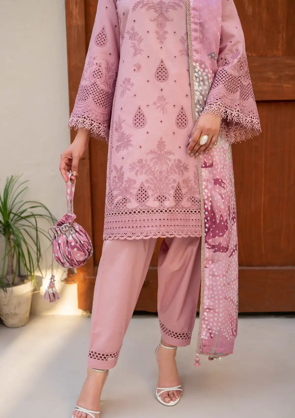 Jazmin Iris Eid Lawn'24 D-01 - Mohsin Saeed Fabrics