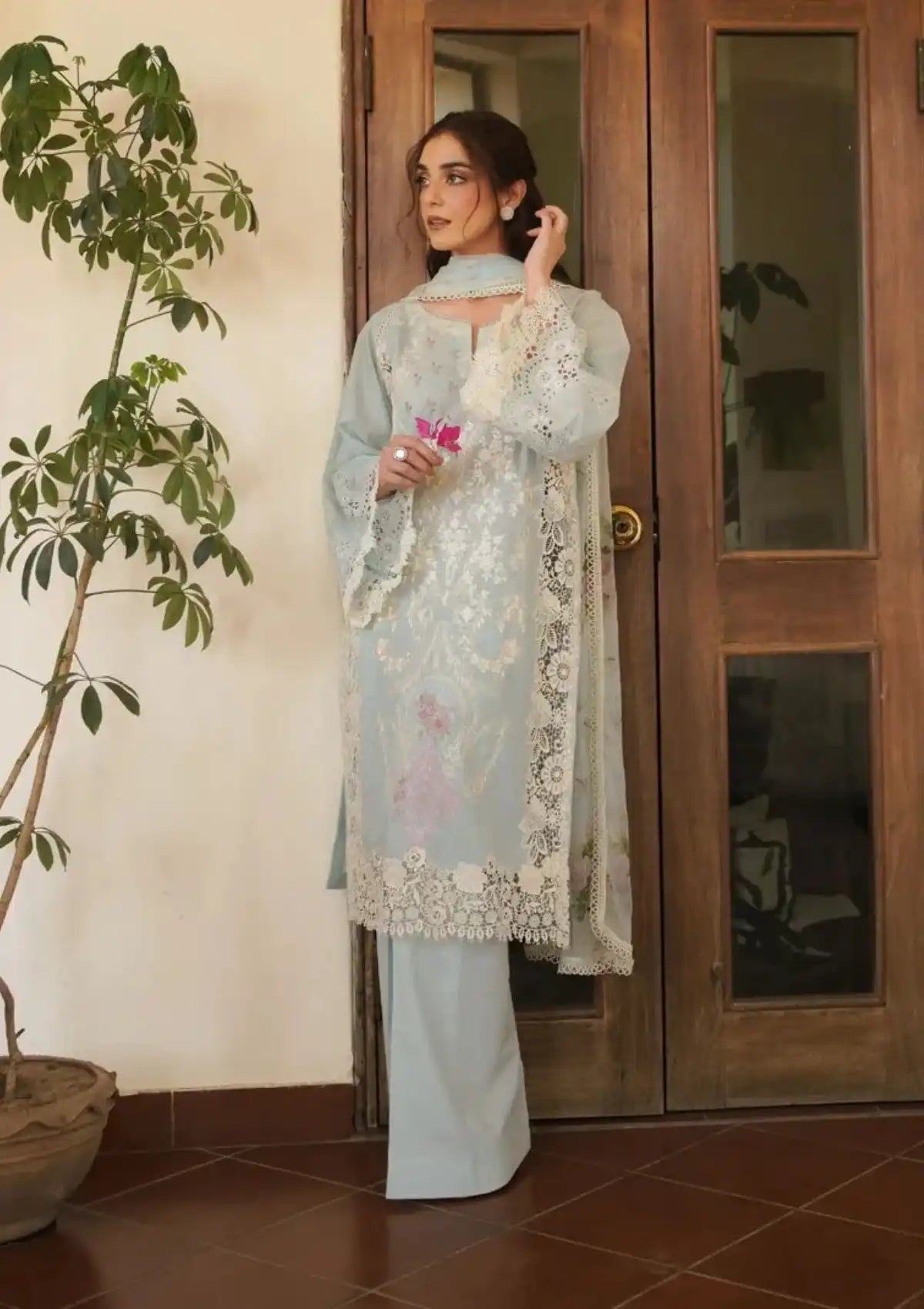 Manara Luxury Lawn'24 ML-10 PARISHAY - Mohsin Saeed Fabrics