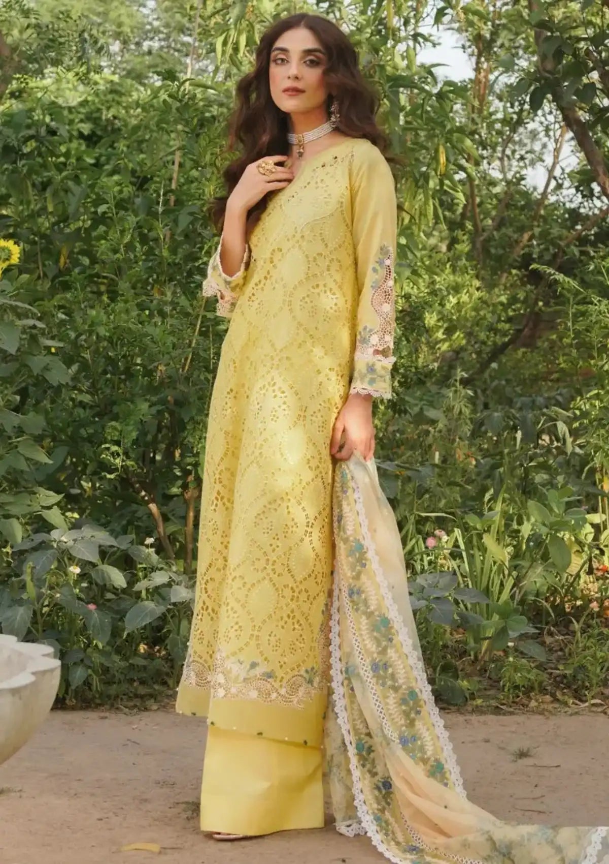 Manara Luxury Lawn'24 ML-05 NEHAAL - Mohsin Saeed Fabrics