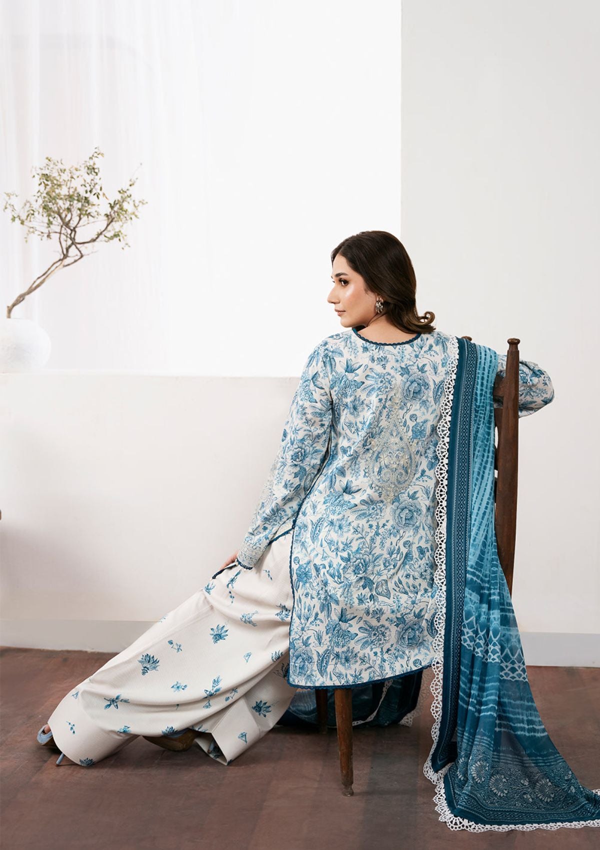 Bin Ilyas Noura Lawn'24 74-A
