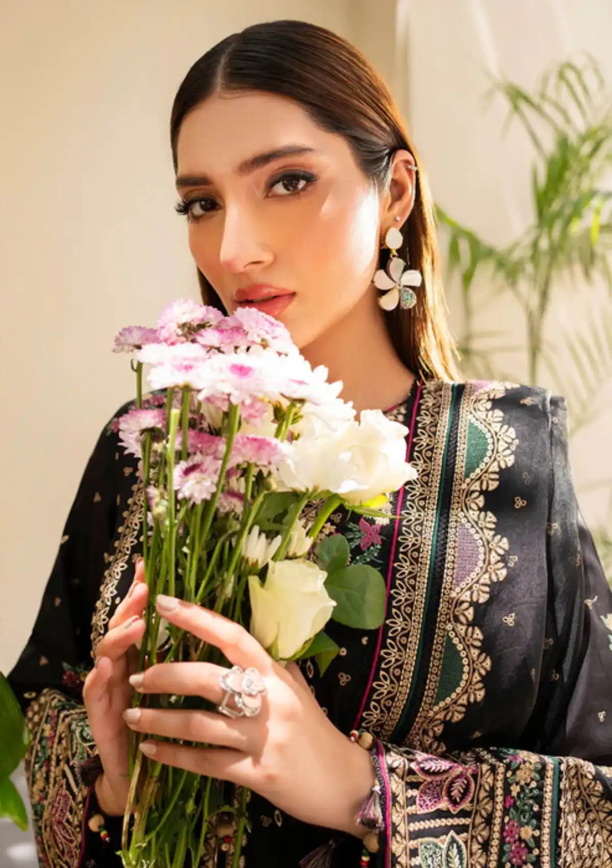 Jazmin Iris Eid Lawn'24 D-04 - Mohsin Saeed Fabrics