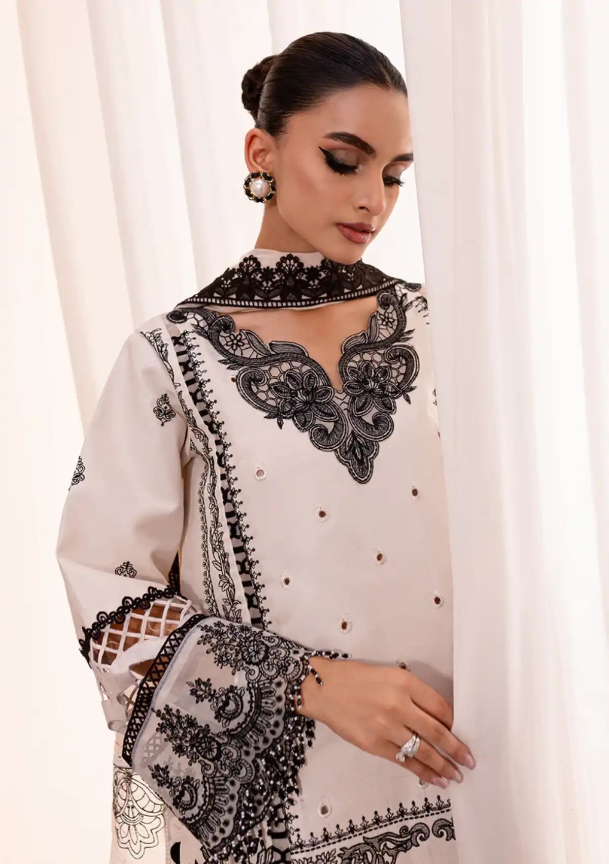 Parishay Regalia Festive Summer'24 RL-10 - Mohsin Saeed Fabrics