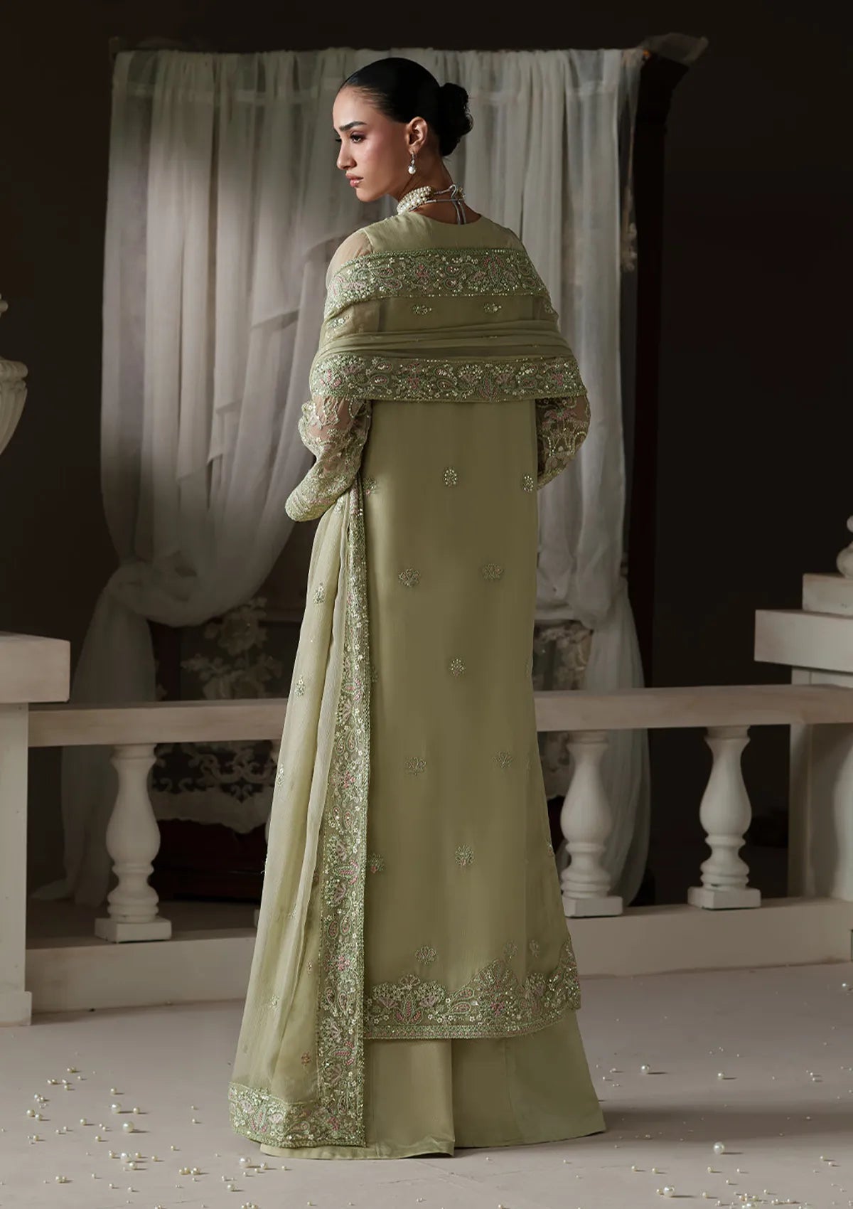 Emaan Adeel Modern Heirloom'26 SO-559 MODERN BELLE