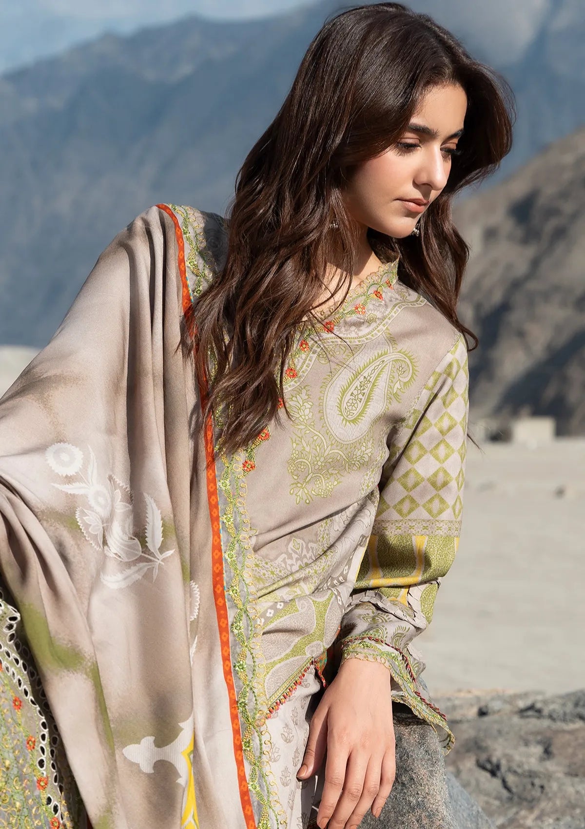 Charizma Combination Linen V-3'26 CCW-19