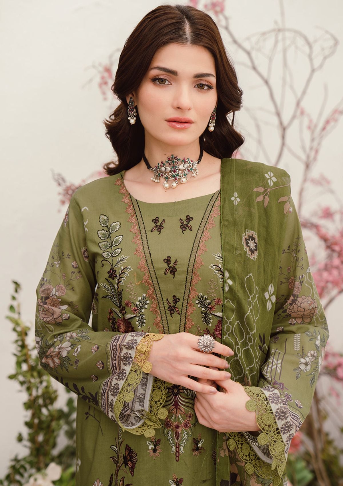 Mashaal Luxury Lawn By Ramsha'24 D-09 - Mohsin Saeed Fabrics