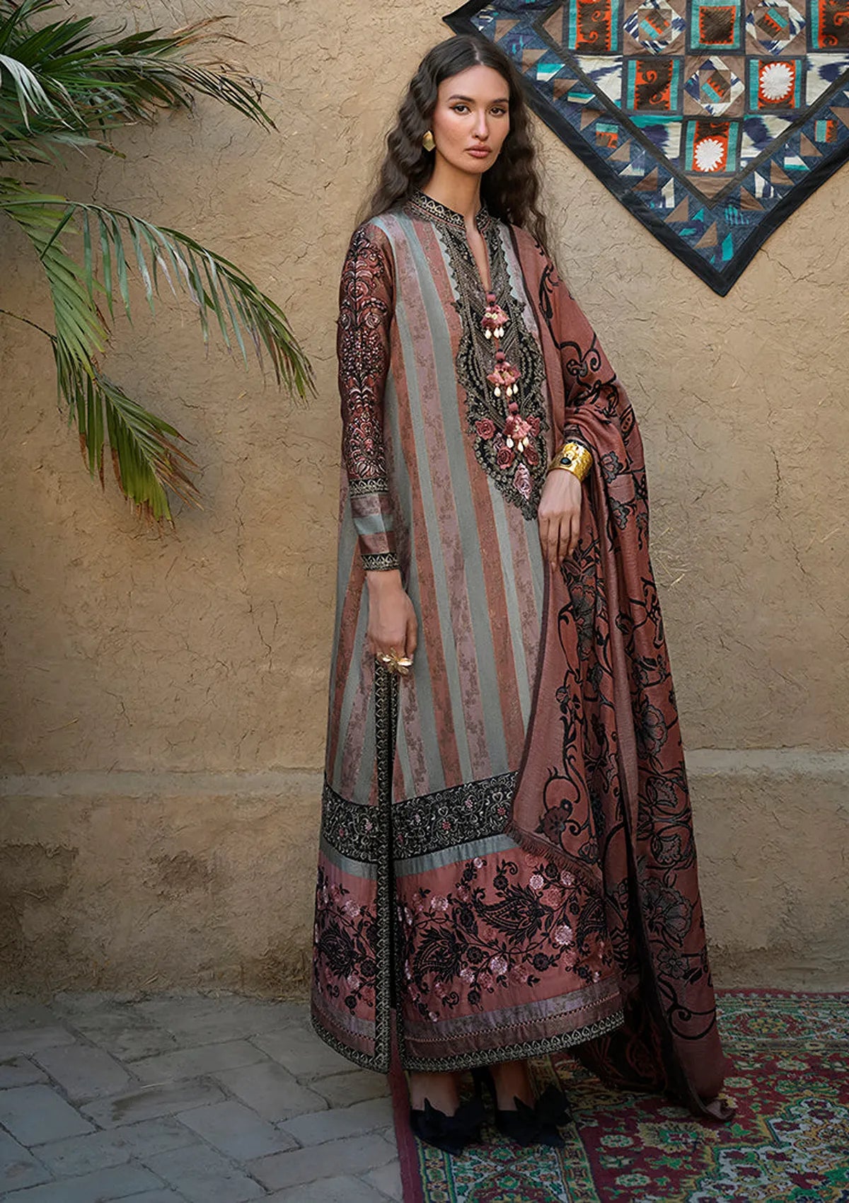 Mushq Broadway Winter'26 D-04 Desert Dusk