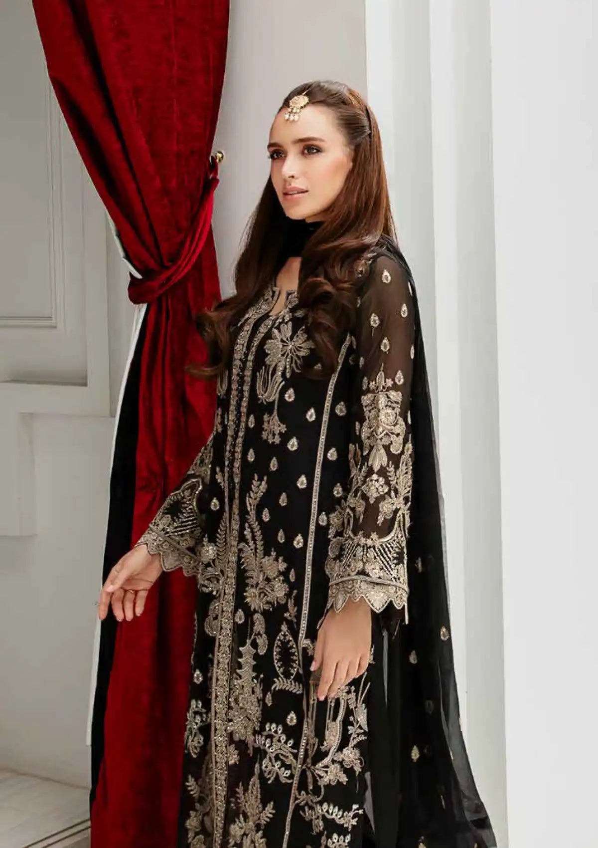 Freesia Intira Luxury Affairs'24 FW-23507-Azza