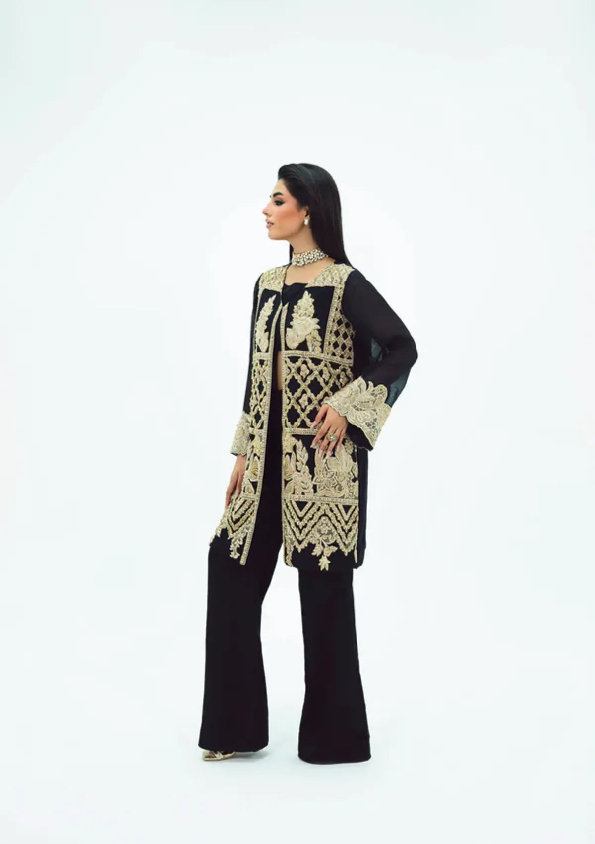 mohsin-saeed-fabrics-is-selling-online-and-in stores-Luxury-daily-wear-wedding-wear-formal-wear-in-budgeted-price-This-product-is-from-sidra-fahad-noor-e-jahan-luxury-formal25-sf-272-is-available-on-Mohsin-saeed-fabrics-website.