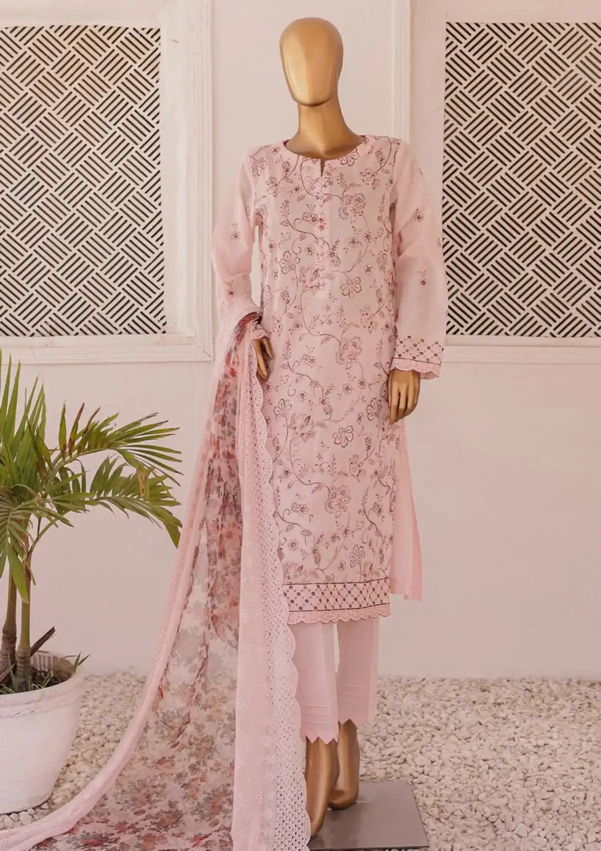 HZ Majestic Luxury Emb Lawn'24 MEC-06 - Mohsin Saeed Fabrics