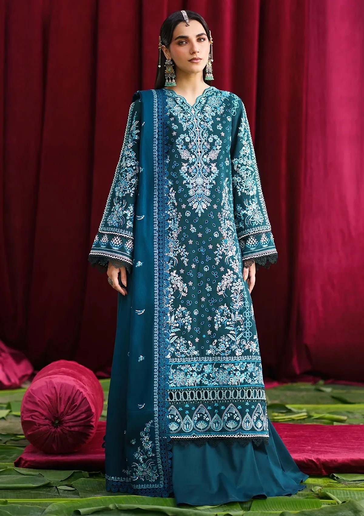 Mahnur Mastani Luxury Winter '26 MS-06
