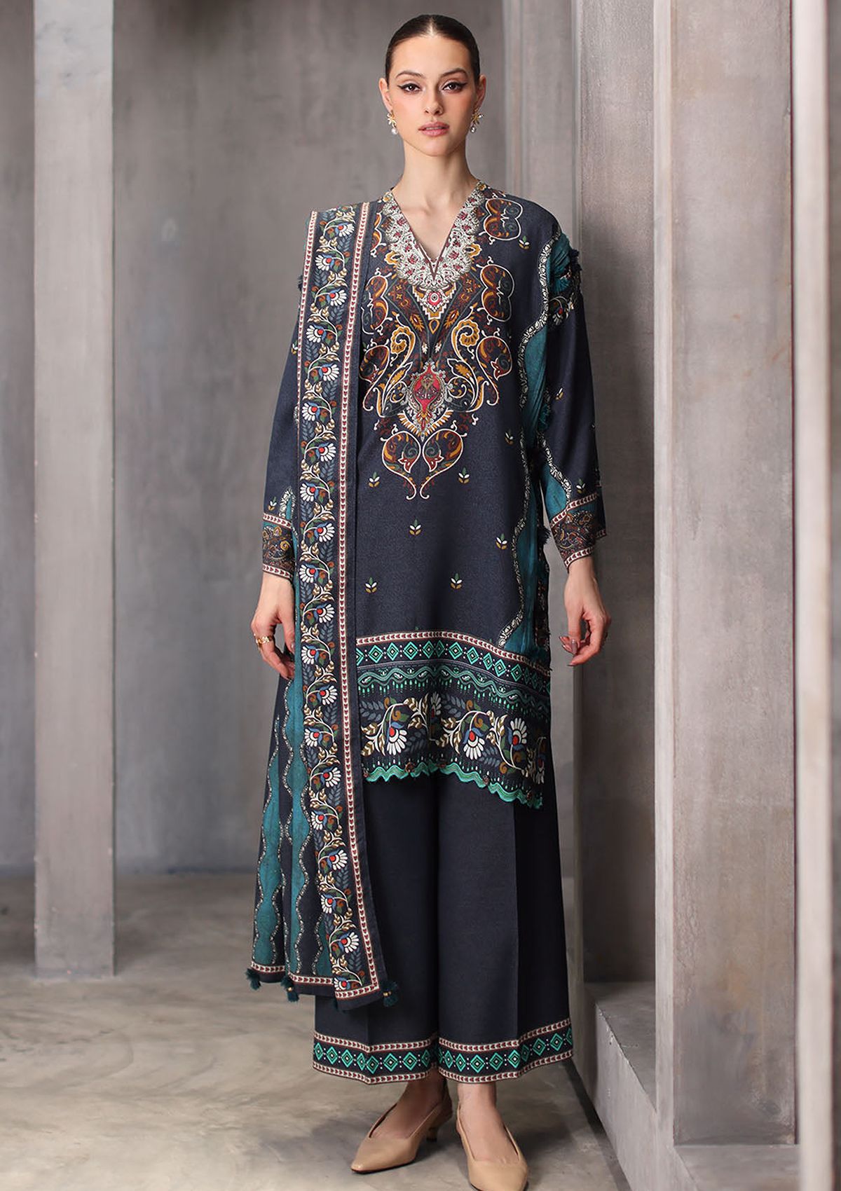 Gul Ahmed Printed Karandi'26 AY-62023