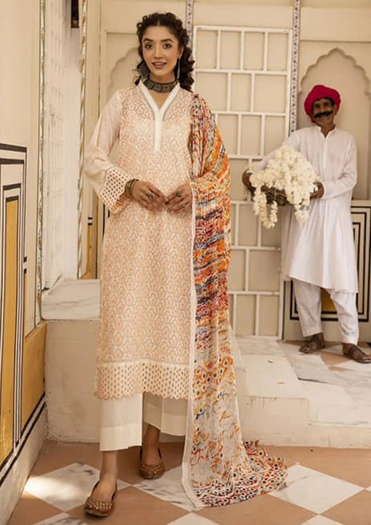 RA Mahee's Chunri Emb Lawn'24 Vol-29 ML-08 - Mohsin Saeed Fabrics