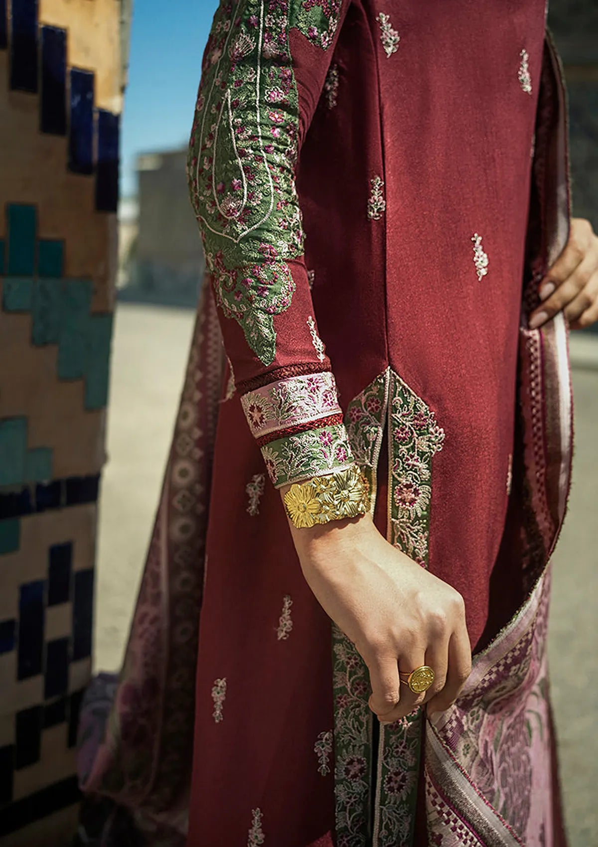 Mushq Broadway Winter'26 D-10 Timurid Rose