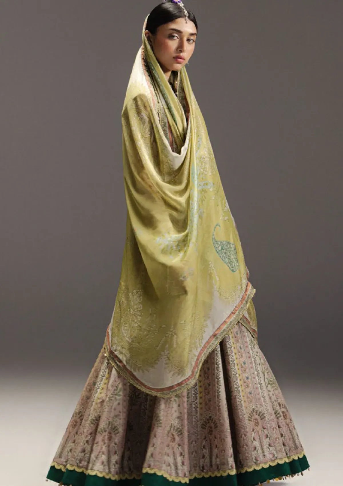 Zara Shahjahan Anarkali Lawn'26 D-08