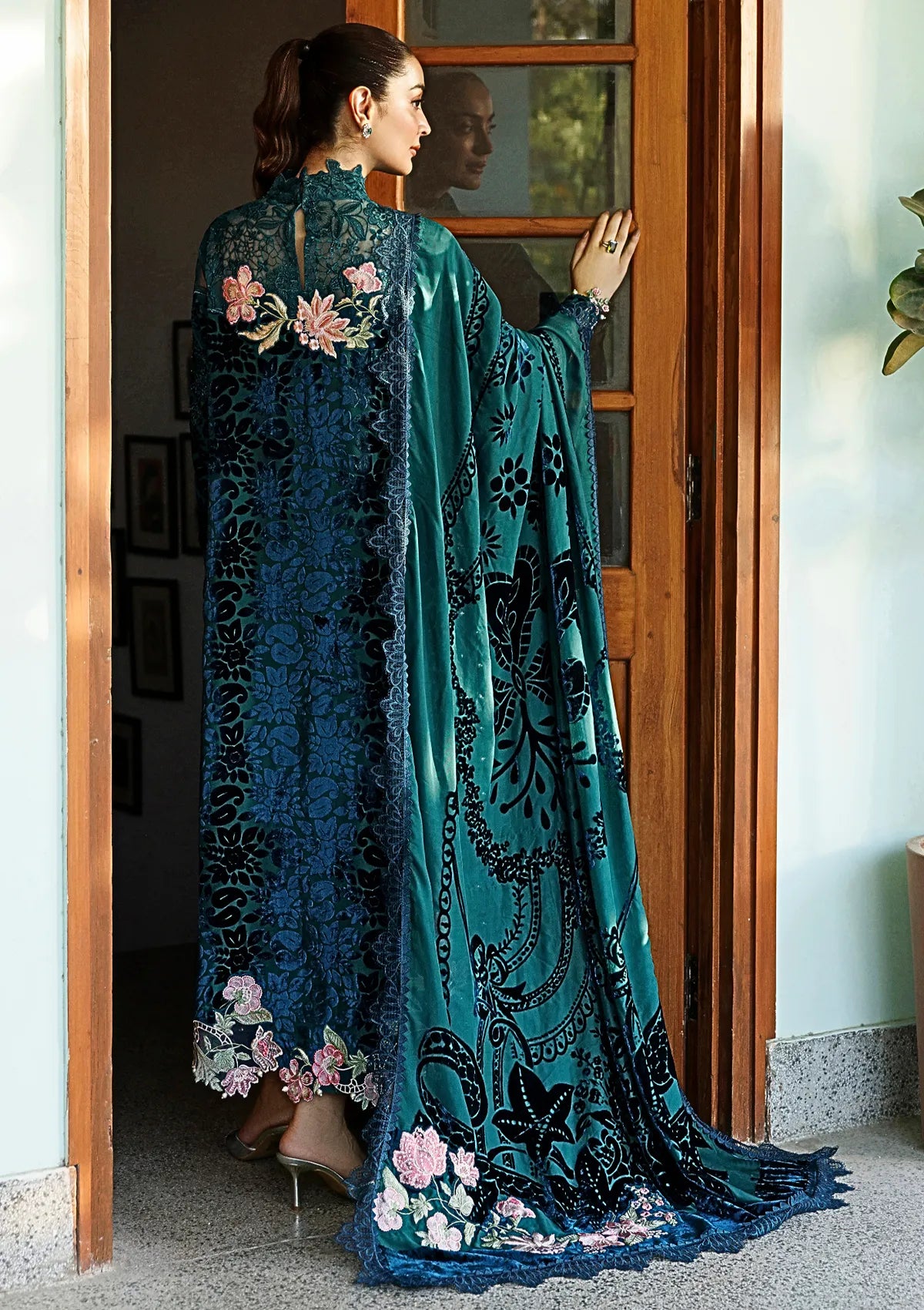 Asifa & Nabeel Plush Luxury Winter'26 WLXU-08 Belle