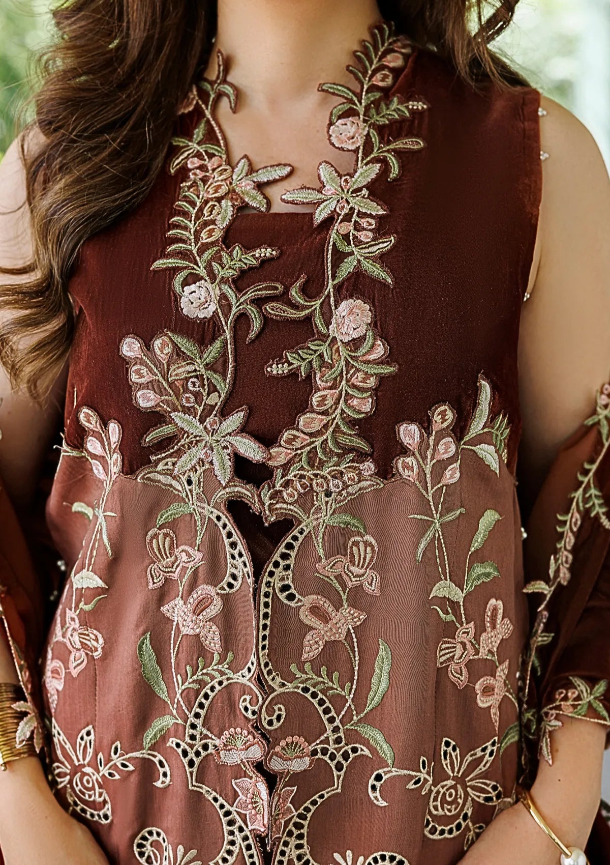 Asifa & Nabeel Plush Luxury Winter'26 WLXU-10 Ferin