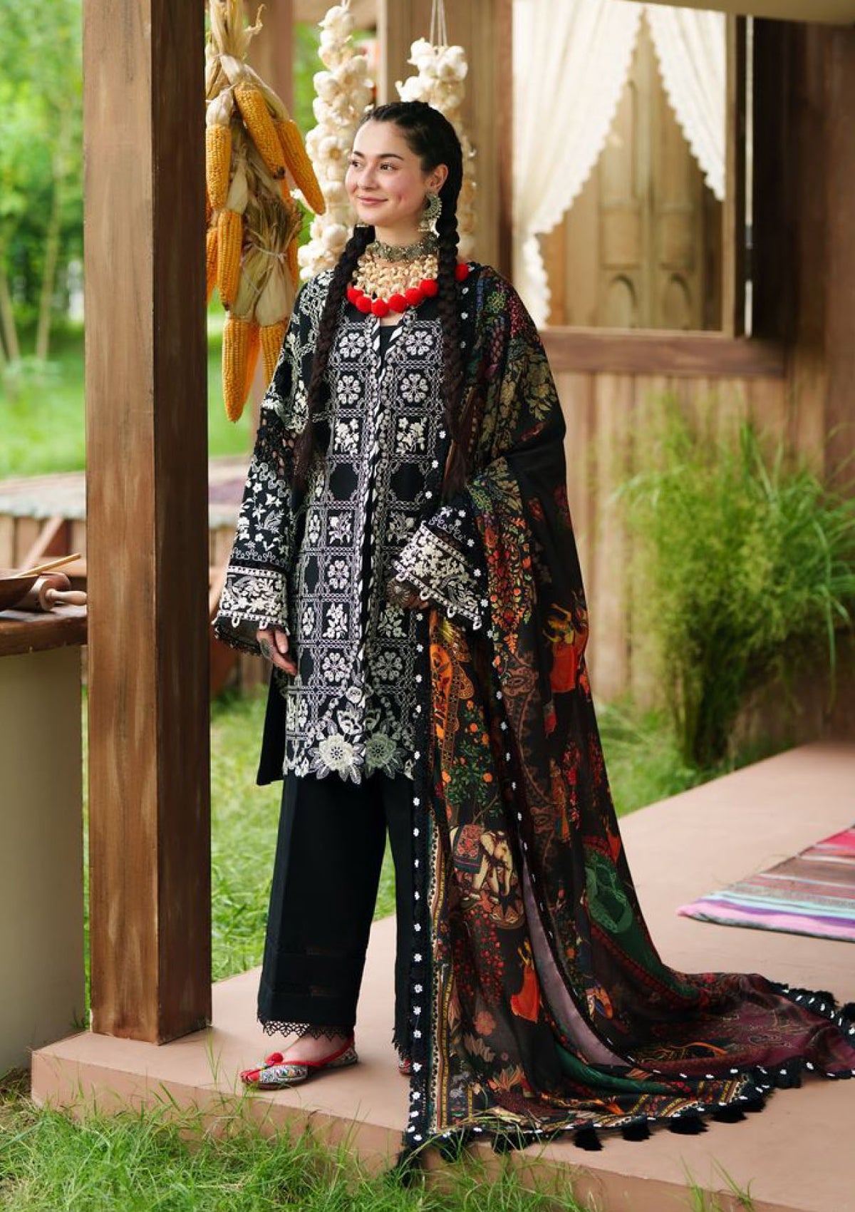 Maryam Hussain Winter Shawl'26 SR-05