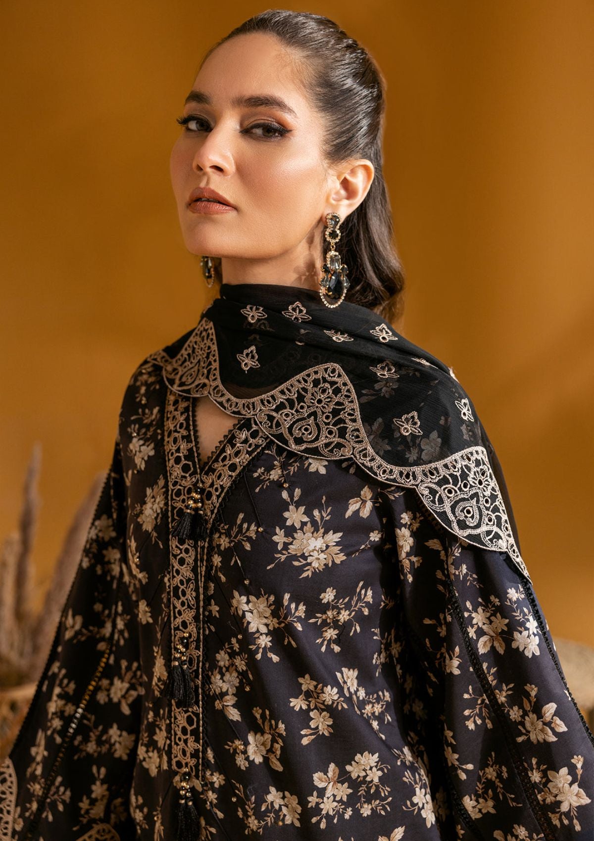Maahi Print Emb Lawn by Alizeh'24 D-02 TARA - Mohsin Saeed Fabrics