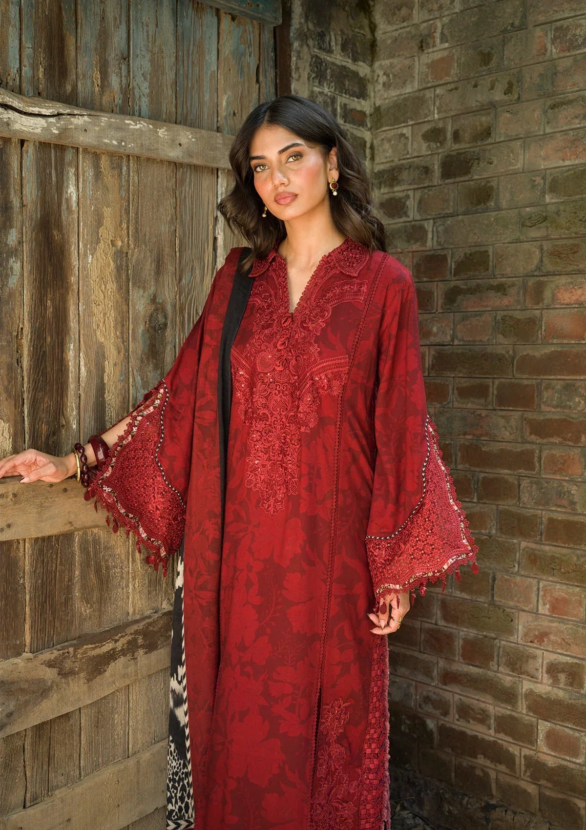 Elaf Wilderness Pashmina Shawl Edit'26 EWR-5A CRIMSONWOOD