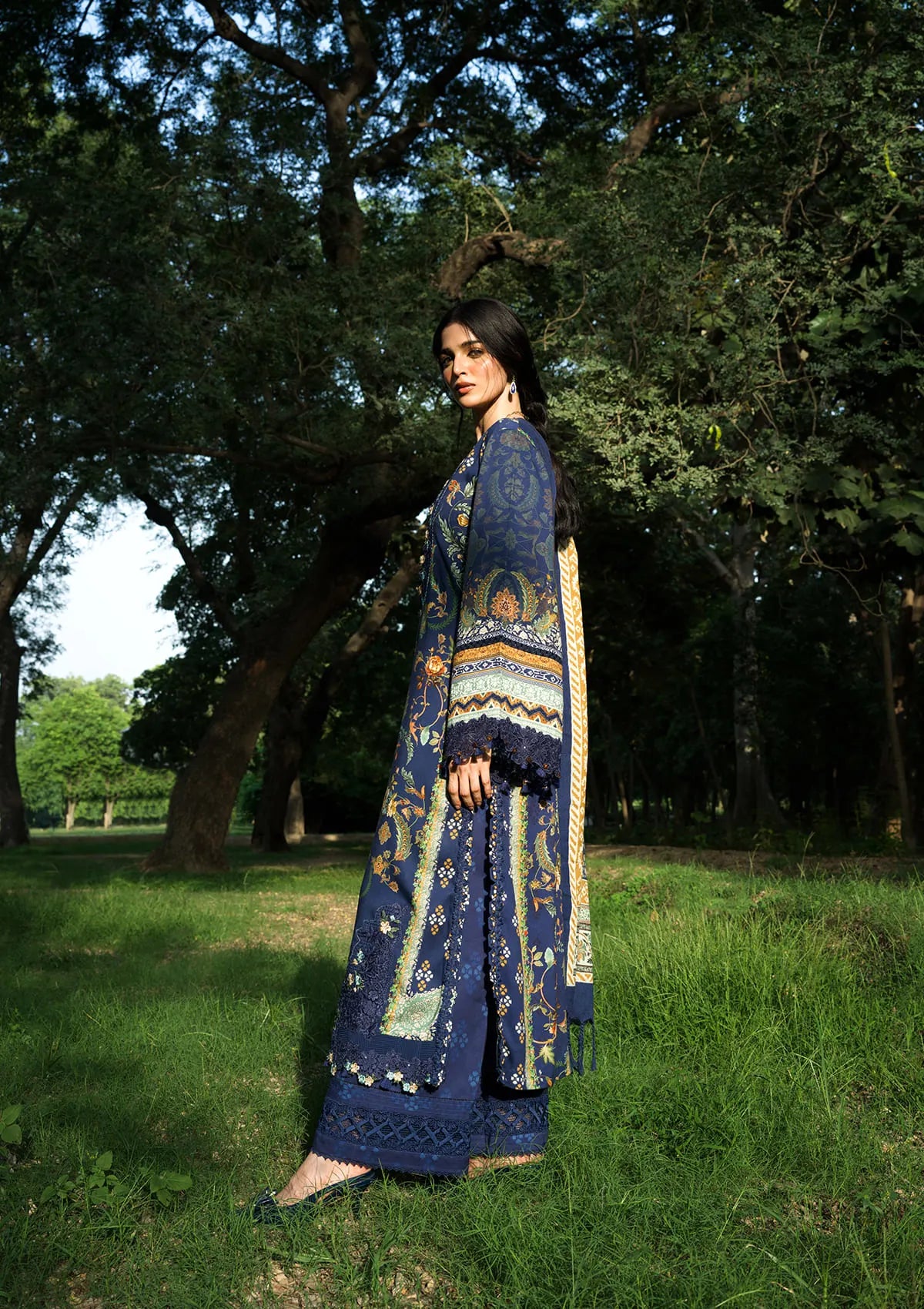Elaf Wilderness Pashmina Shawl Edit'26 EWR-3A BLUES