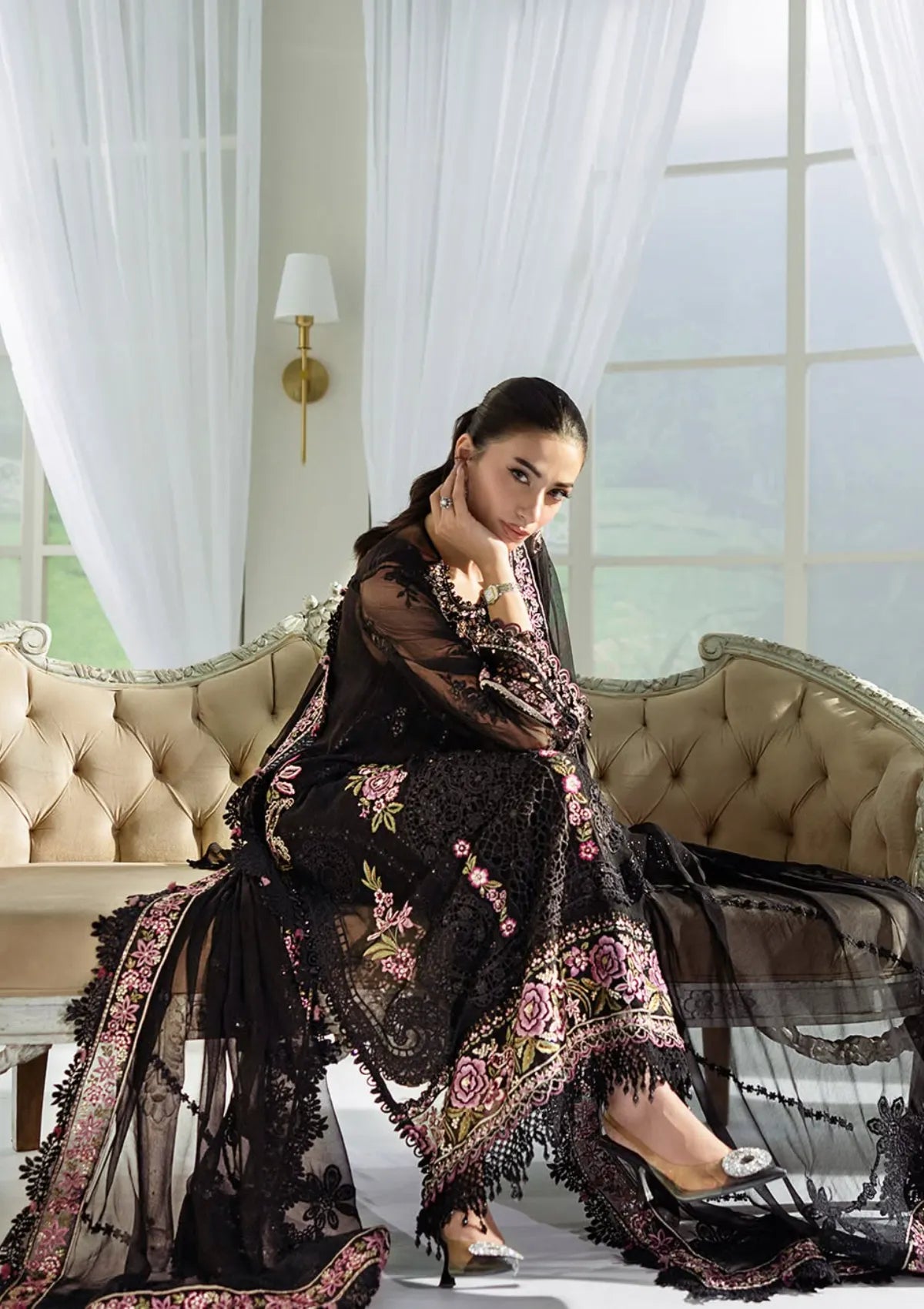 mohsin-saeed-fabrics-designer-daily-wear-formal-and-wedding-suits-within-budget-This-product-is-from-maria-b-unstitched-chiffons25-d-04-is-available-on-Mohsin-saeed-fabrics-website.