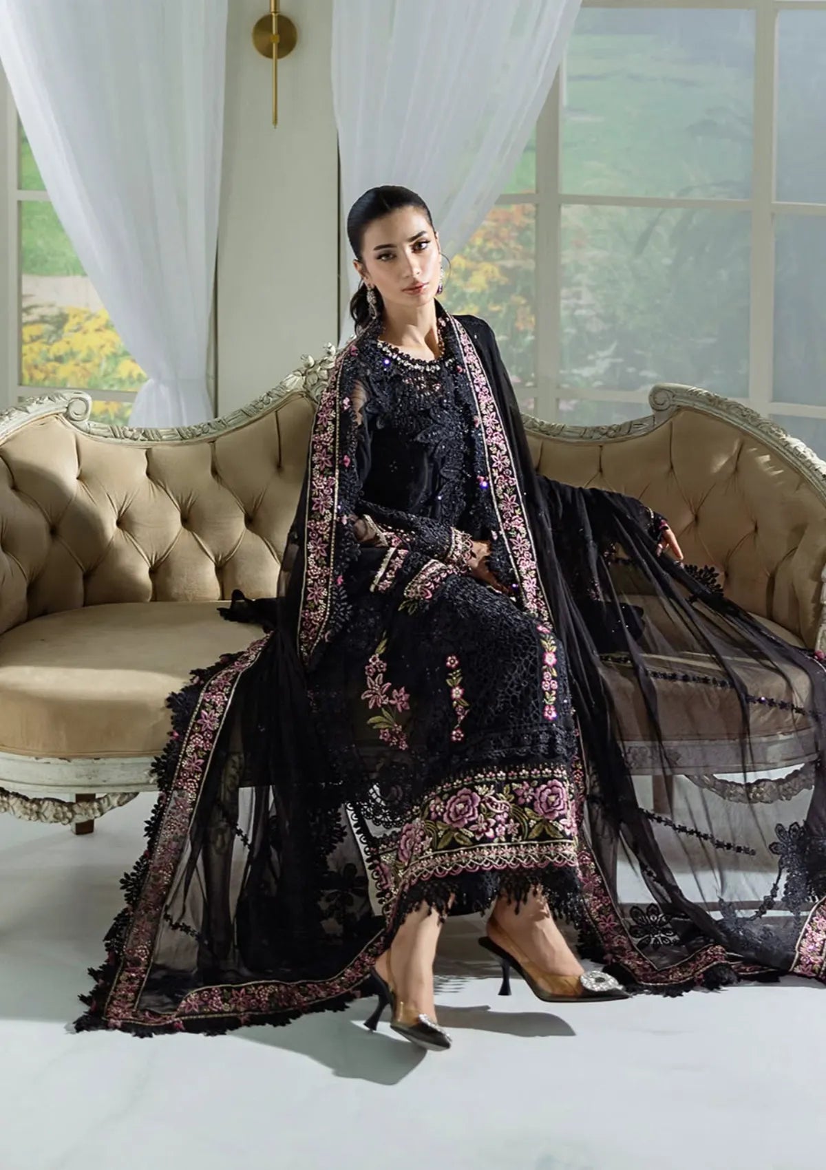 mohsin-saeed-fabrics-designer-daily-wear-formal-and-wedding-suits-within-budget-This-product-is-from-maria-b-unstitched-chiffons25-d-04-is-available-on-Mohsin-saeed-fabrics-website.