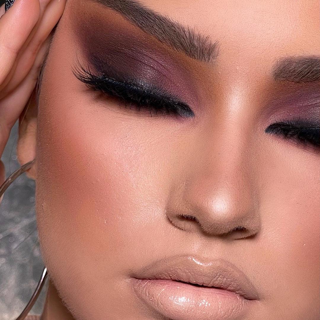 BERRY EYESHADOW PALETTE - Mohsin Saeed Fabrics