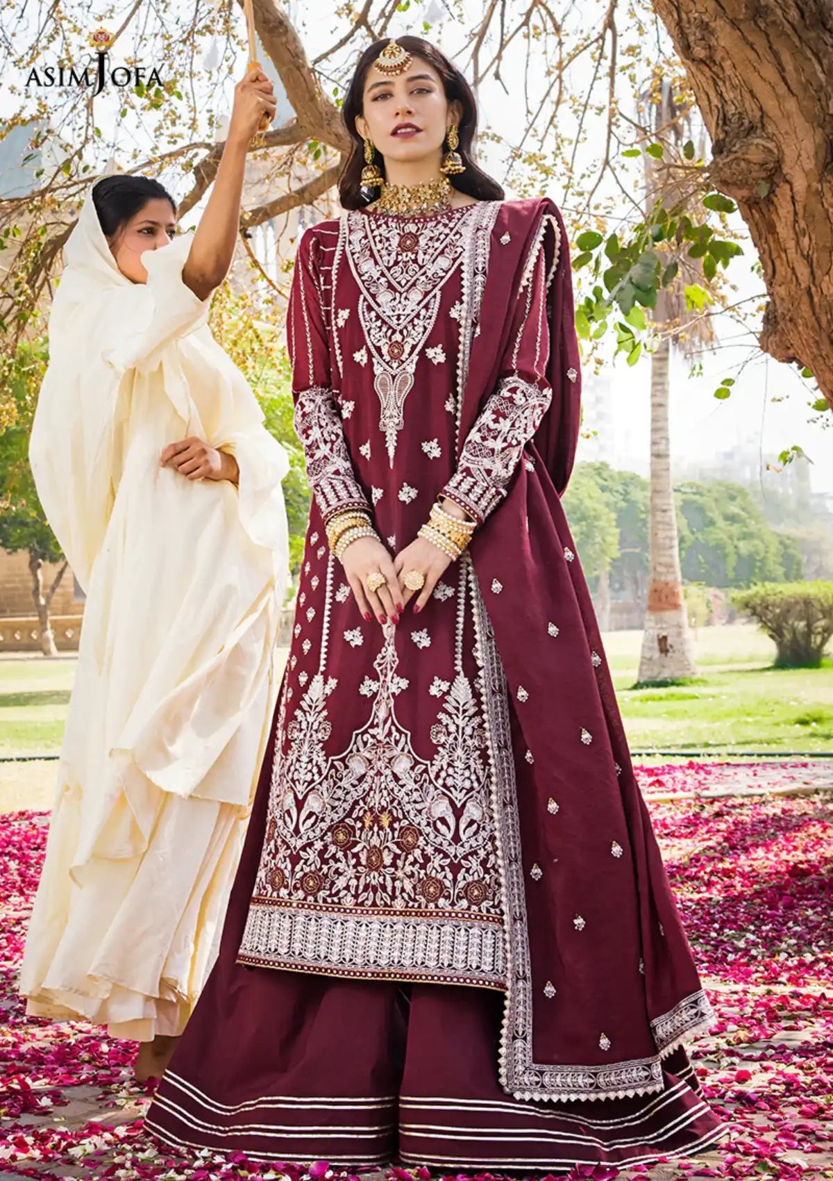 Buy Asim Jofa latest collection at Mohsin Saeed Fabrics. Check Price and Buy Online. ✓ Free Shipping ✓ Cash on Delivery ✓ Best women clothing Store.