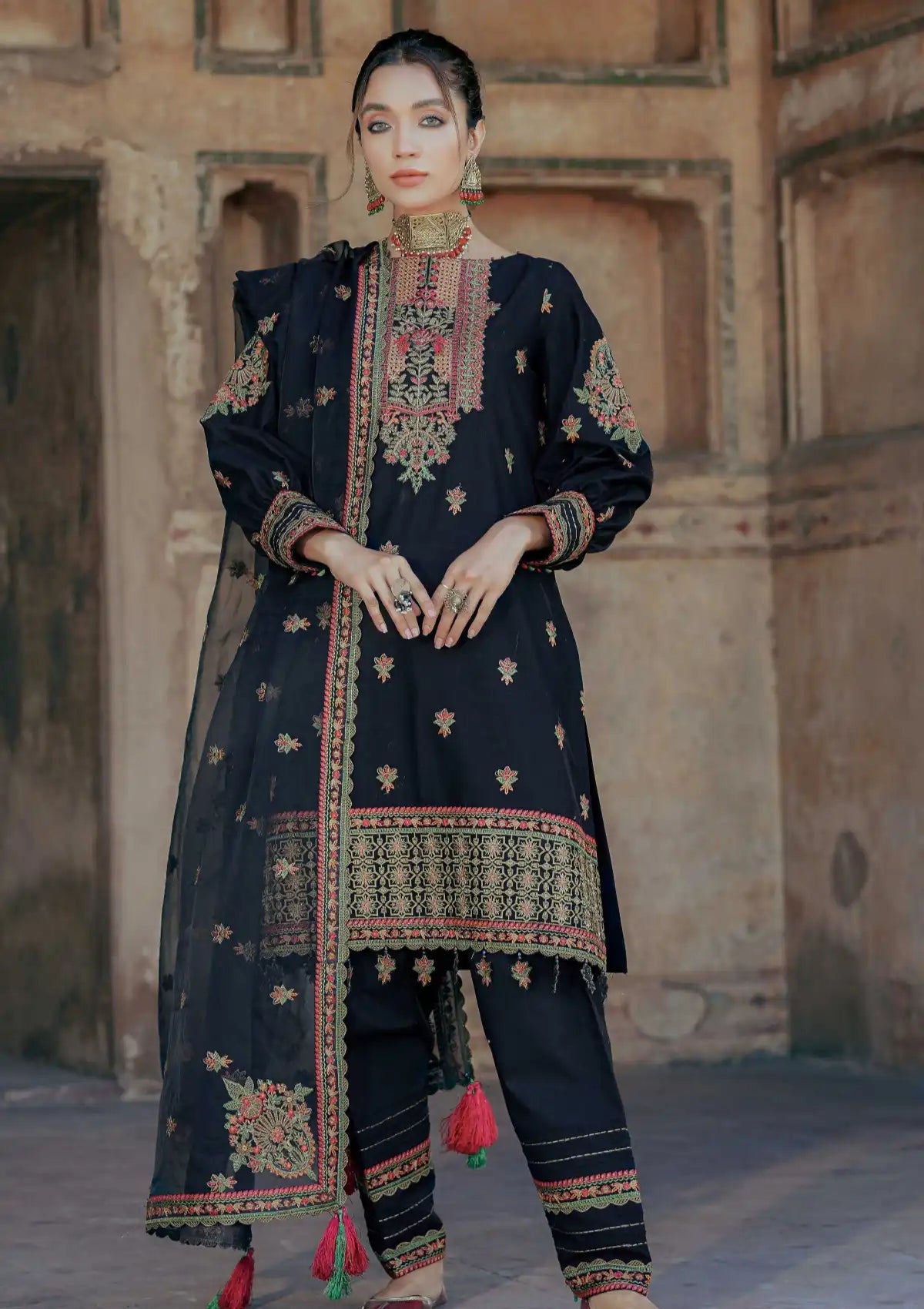 Buy latest Aayra collection at Mohsin Saeed Fabrics. high quality and trendy designs Check Price and Shop Online. ✓ Free Shipping ✓ Cash on Delivery ✓ Best women clothing Store.