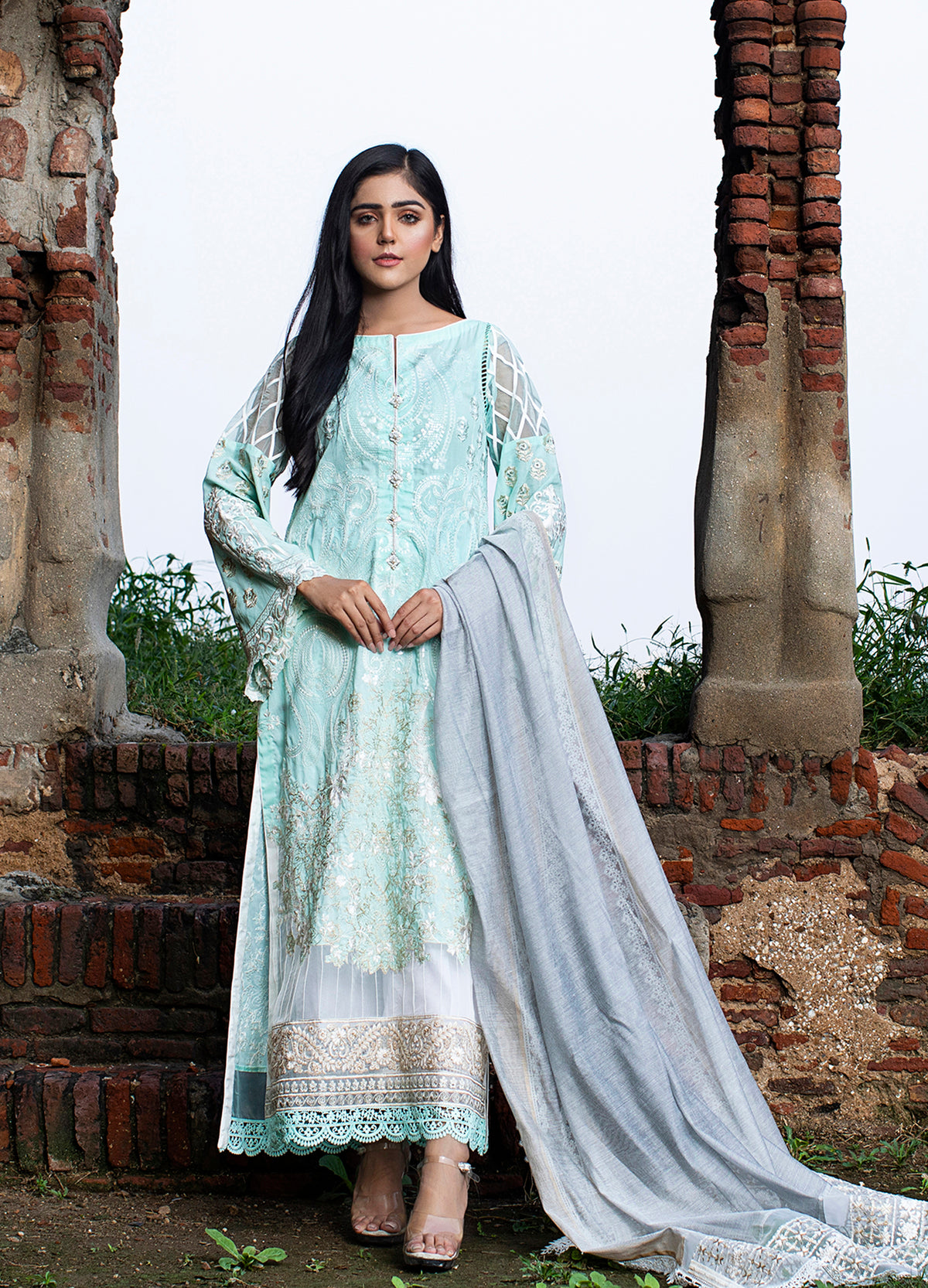 Buy latest Zunn lawn & chiffon collection at Mohsin Saeed Fabrics. high quality and trendy designs Check Price and Shop Online designer dresses ✓ wedding dresses ✓ Free Shipping ✓ Cash on Delivery ✓ Best women clothing Store in Pakistan