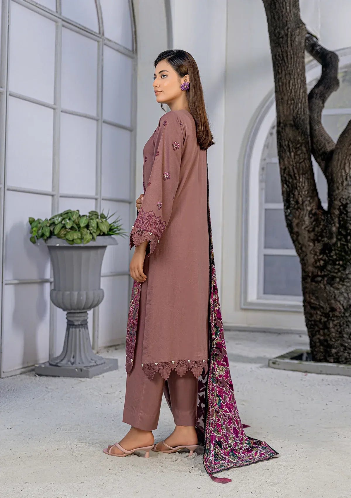 Waresha Dhanak Exclusive'25 WDE-08 VELINA