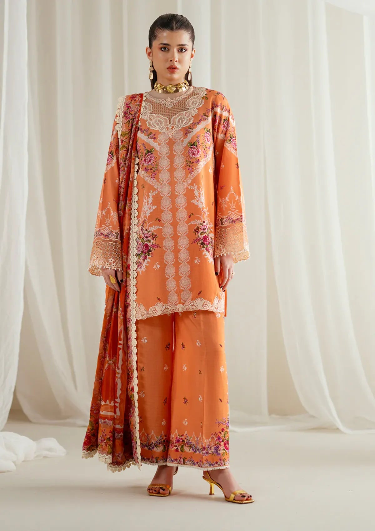 mohsin-saeed-fabrics-is-selling-online-and-in stores-Luxury-daily-wear-wedding-wear-formal-wear-in-budgeted-price-This-product-is-from-bin-ilyas-eres-bonita-viscose25-1101-a-is-available-on-Mohsin-saeed-fabrics-website.