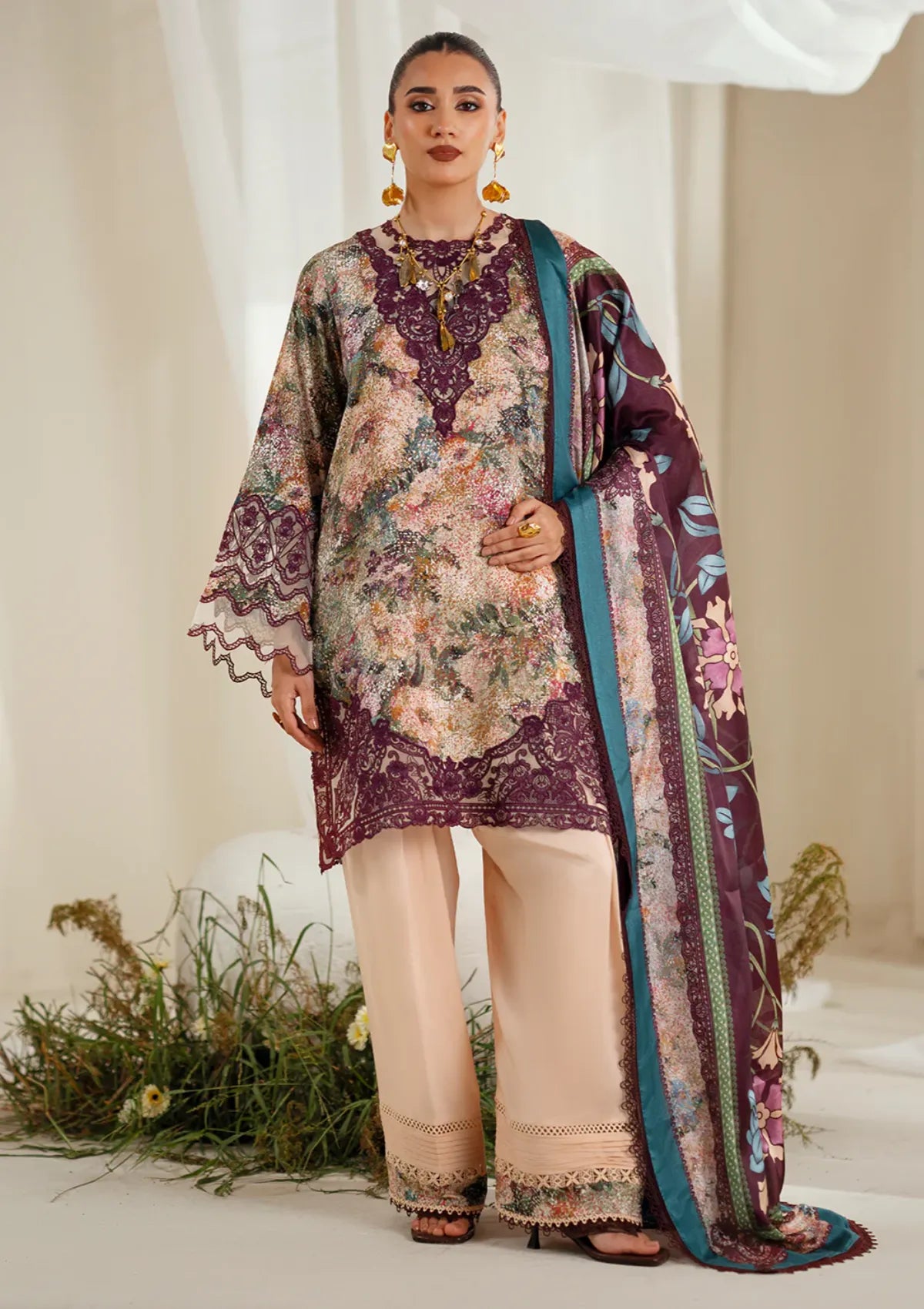 mohsin-saeed-fabrics-is-selling-online-and-in stores-Luxury-daily-wear-wedding-wear-formal-wear-in-budgeted-price-This-product-is-from-bin-ilyas-eres-bonita-viscose25-1104-b-is-available-on-Mohsin-saeed-fabrics-website.