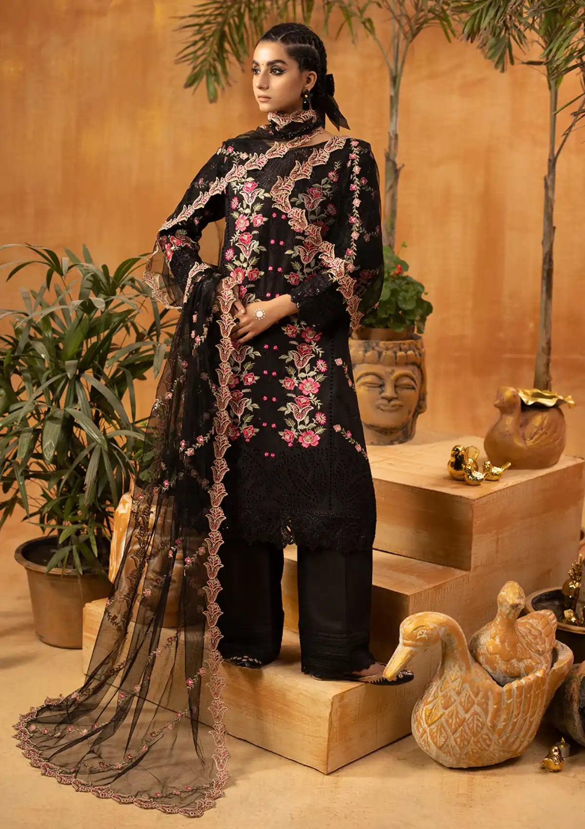 Phoolkenari By Shahjahan'24 SJ-24004 Black - Mohsin Saeed Fabrics