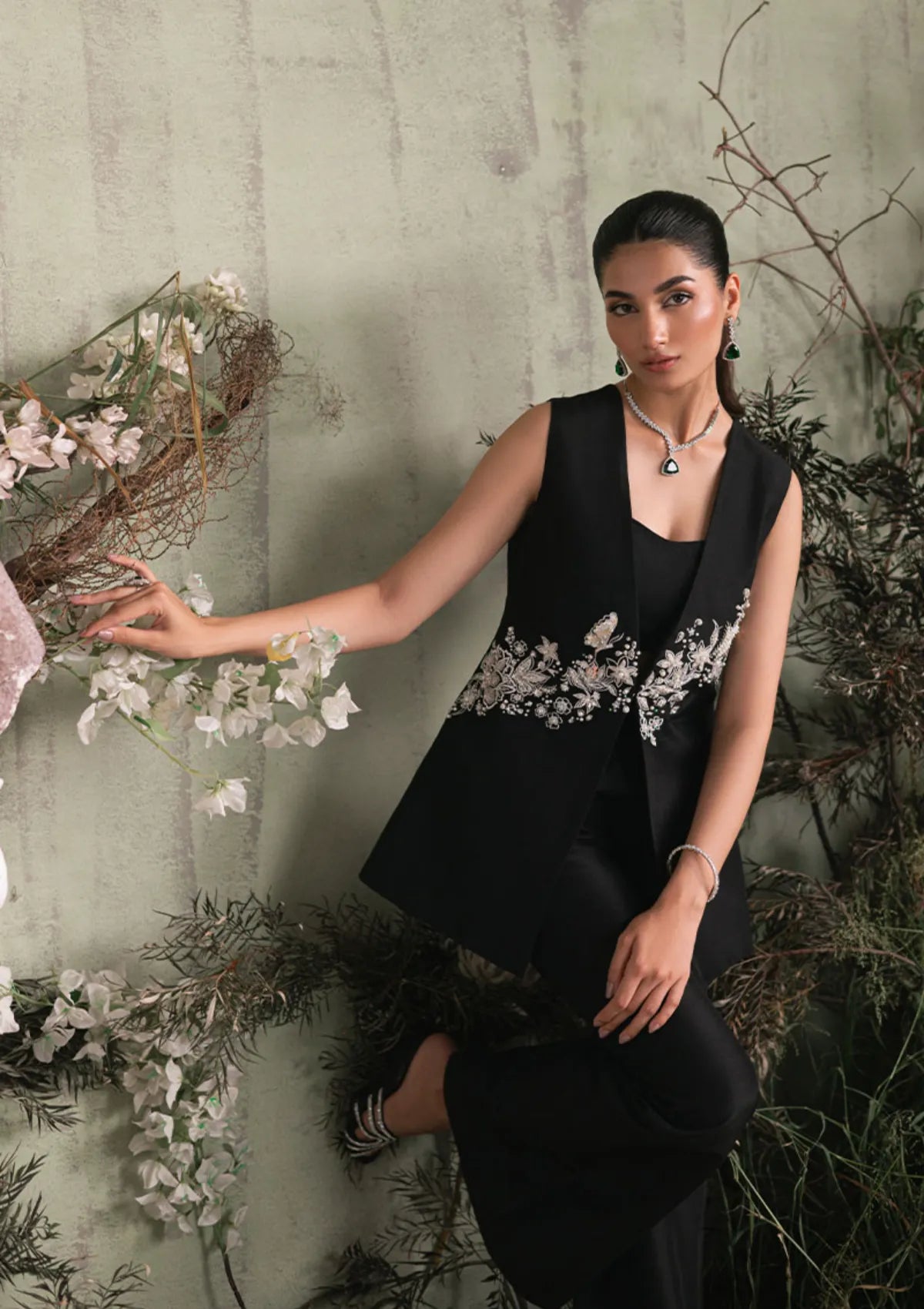 Khakaa Soie Chic Luxury Pret'25 D-05 Sable