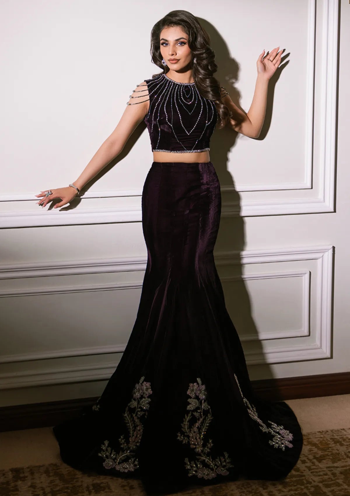 Khakaa Creme De Velvet'25 D-02 Majesty