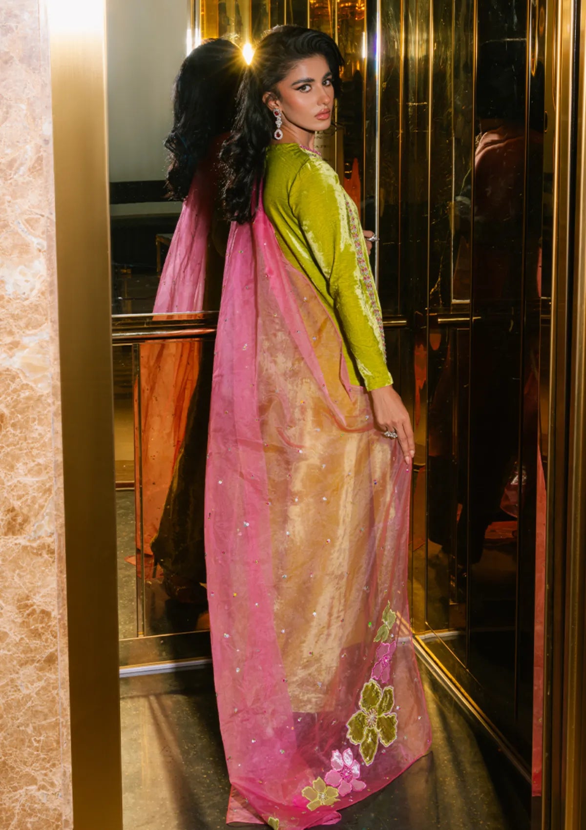 Khakaa Creme De Velvet'25 D-03 Flare