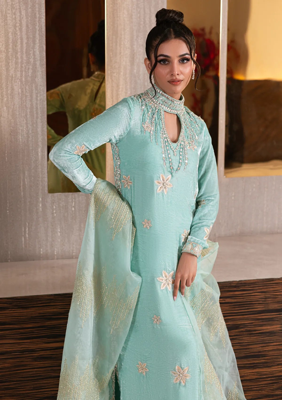 Khakaa Creme De Velvet'25 D-05 Chill