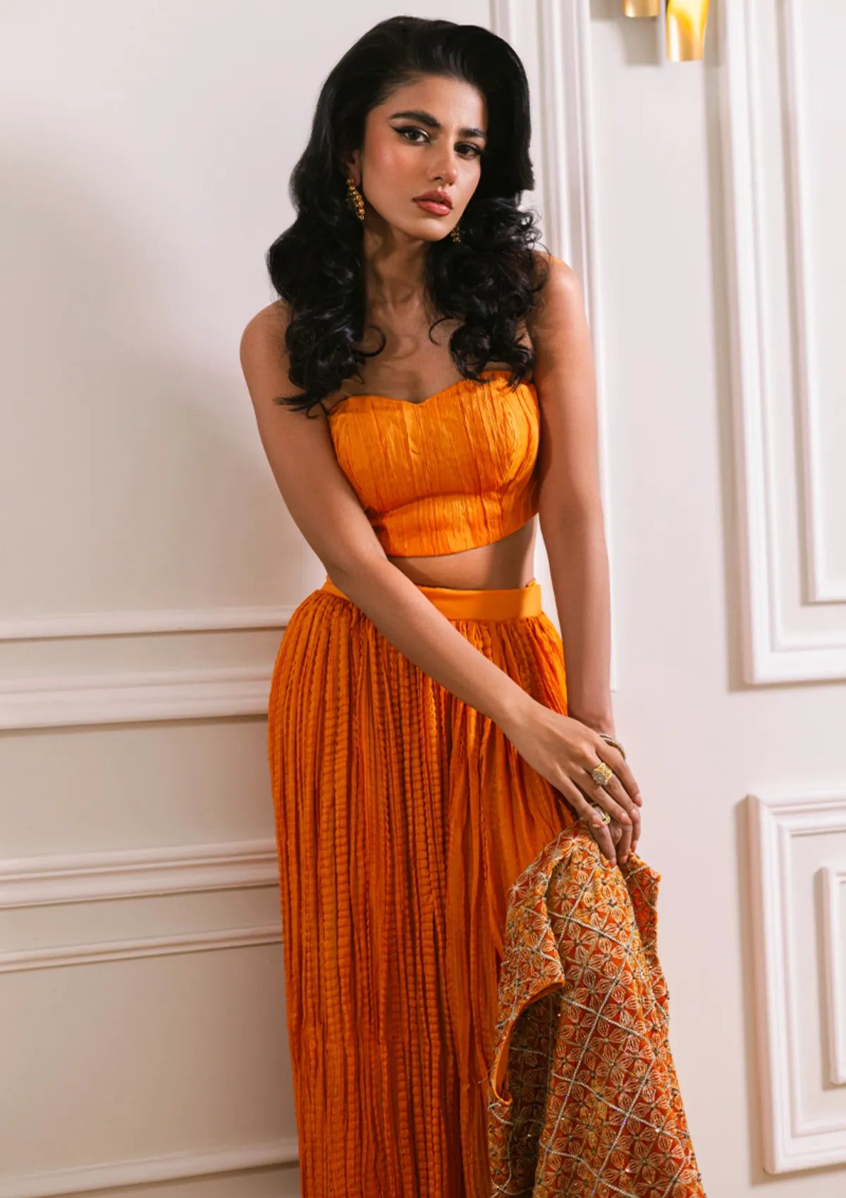 Khakaa Creme De Velvet'25 D-06 Aura