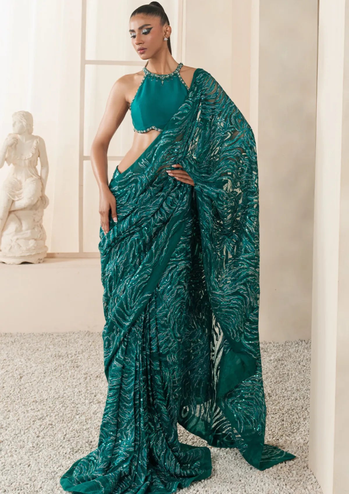 Khakaa Serie Luxuriante'25 D-05 Lush