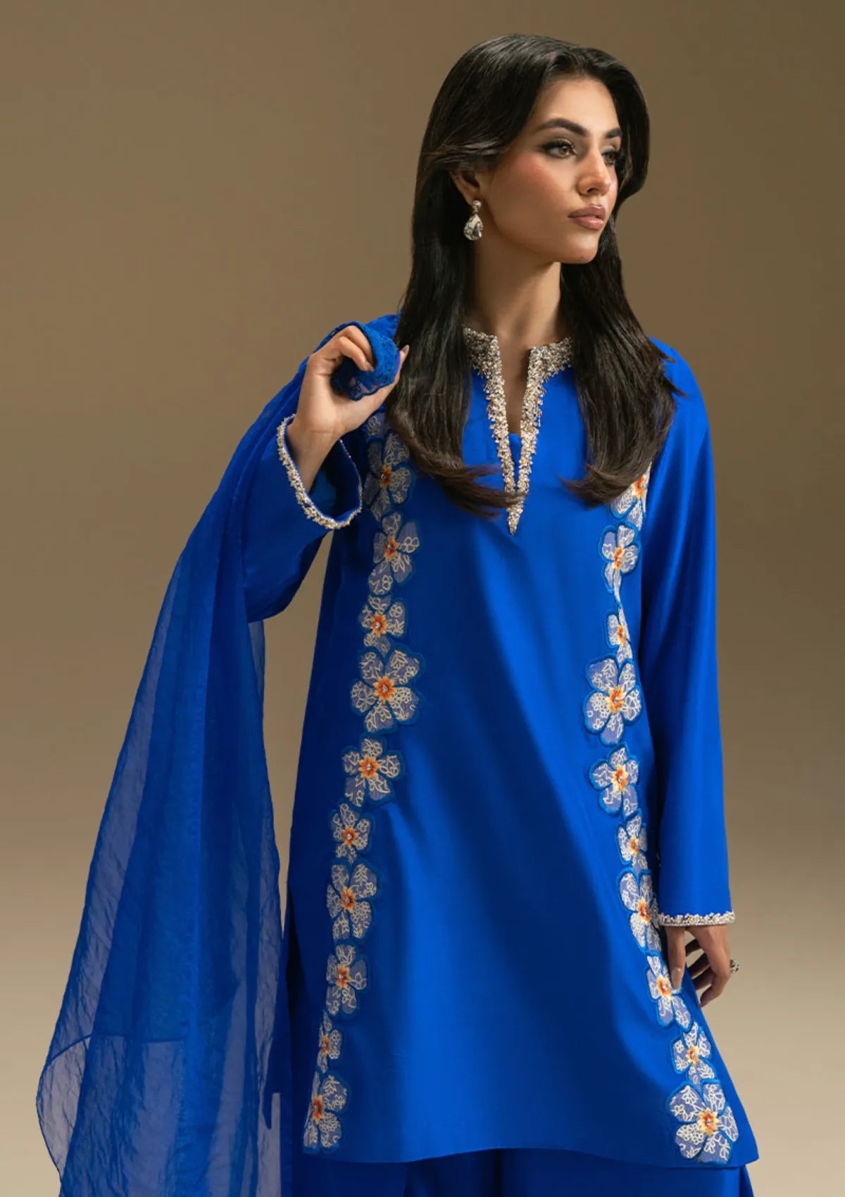 mohsin-saeed-fabrics-designer-daily-wear-formal-and-wedding-suits-within-budget-This-product-is-from-khakaa-evrin-luxe-pret-25-d-01-tresore-is-available-on-Mohsin-saeed-fabrics-website.