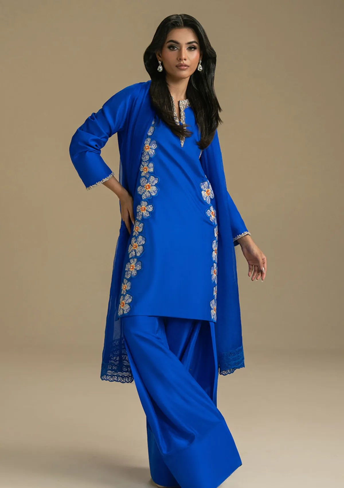 mohsin-saeed-fabrics-designer-daily-wear-formal-and-wedding-suits-within-budget-This-product-is-from-khakaa-evrin-luxe-pret-25-d-01-tresore-is-available-on-Mohsin-saeed-fabrics-website.